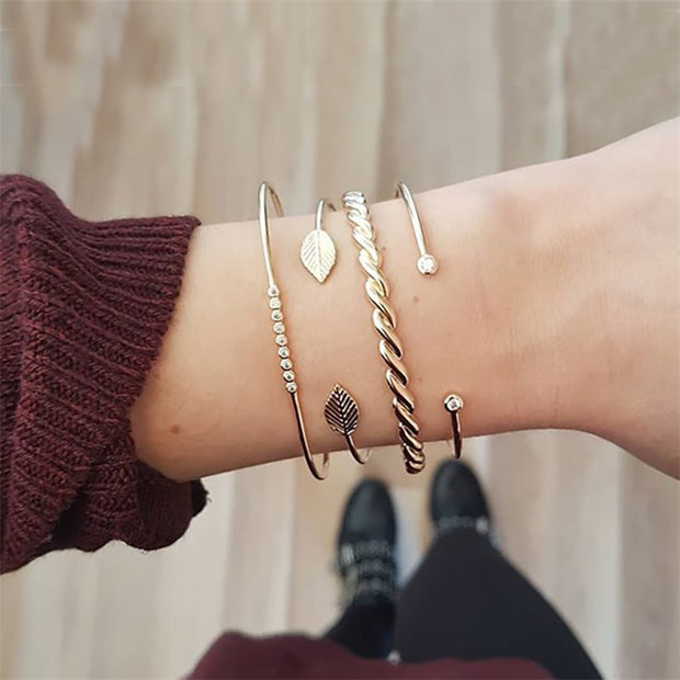 Women's alloy bracelet set